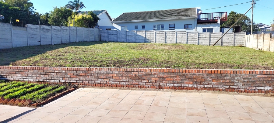 4 Bedroom Property for Sale in Sunrise On Sea Eastern Cape